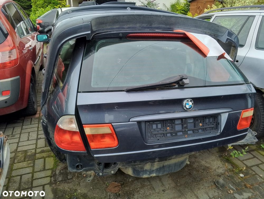 BMW E46 (98 - 01r.) 2.0 D 136KM. Silnik M47D20 Skrzynia S5D 280Z - THCI lakier 400 – STAHL GRAU. Cały na części GWARANCJA !!!  Przód Tył Zestaw Komplet Drzwi Klapa Zderzak Błotnik Maska Grill Atrapa Szyba Pas Lampa Lusterko Boczki Fotel Kanapa Kokpit Deska Rozdzielcza Przełącznik Włącznik Sterownik Przewody Wiązka Instalacja Moduł Komputer Czujnik Listwa Pompa Alternator Wtryski Głowica Rozrusznik Kompresor Sprzęgło Dwumas Silnik Skrzynia ABS Klimatyzacji Paliwa Wspomagania Kolektor Turbina Przepustnica Zawór Chłodnica Koło Hak Belka Sanki Zawieszenie Mcpherson Półoś Amortyzator Wydech Tłumik Zacisk Most - 3