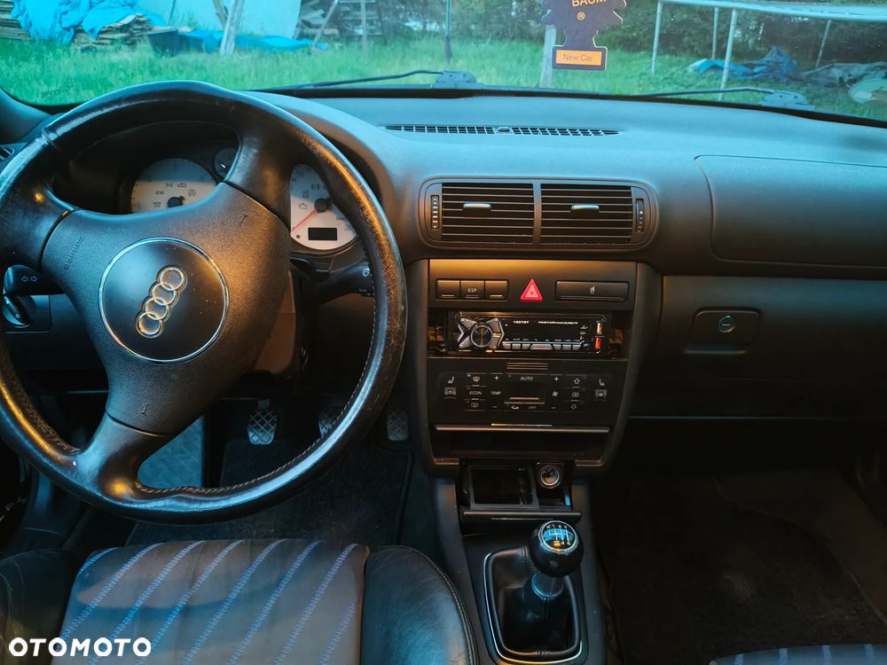 Audi A3 3-drzwiowe 1.9 TDI Attraction - 13
