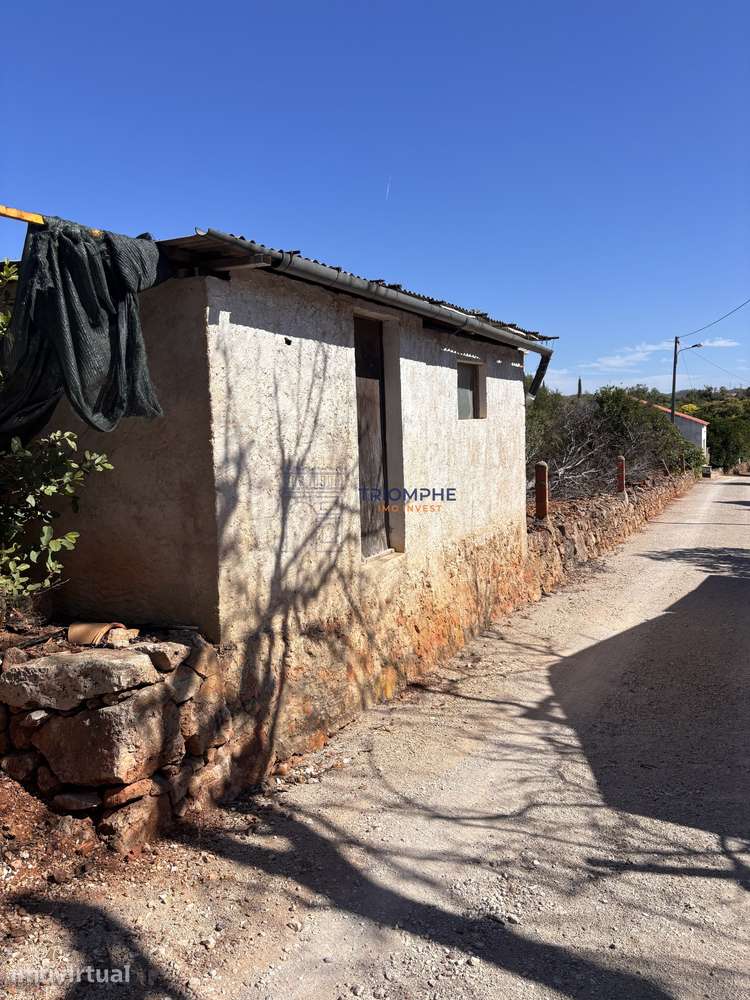Terreno misto com ruina e armazéns em Silves - Grande imagem: 5/8