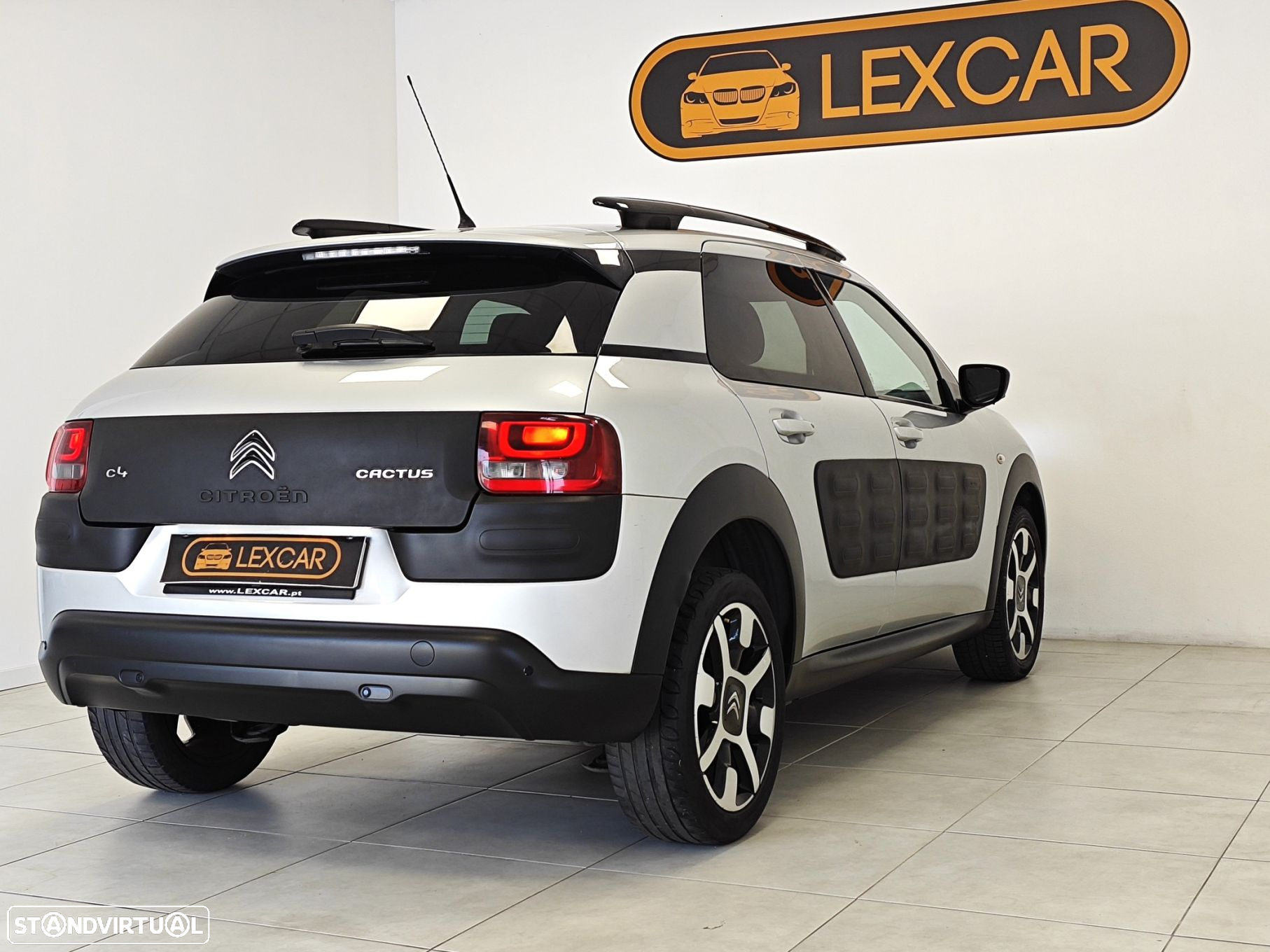 Citroën C4 Cactus 1.2 PureTech Shine - 39