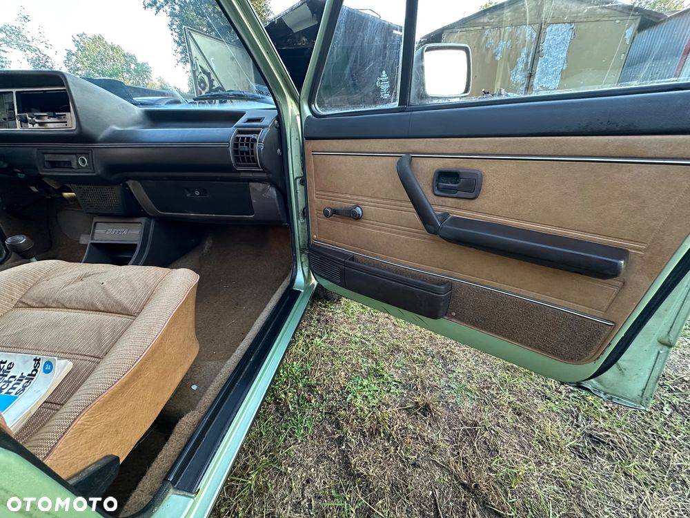 Volkswagen Jetta - 13