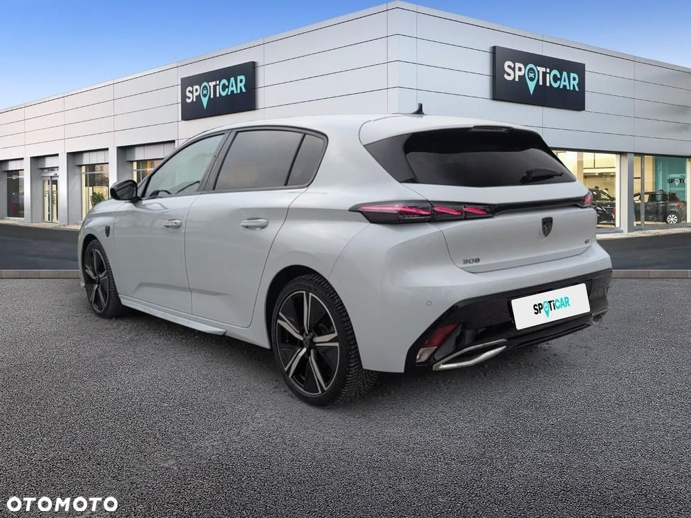 Peugeot 308 - 8