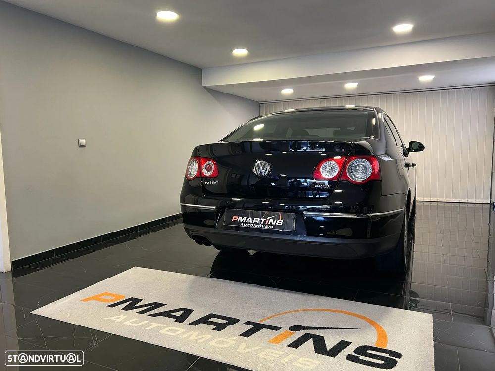 VW Passat 2.0 TDI Highline - 8