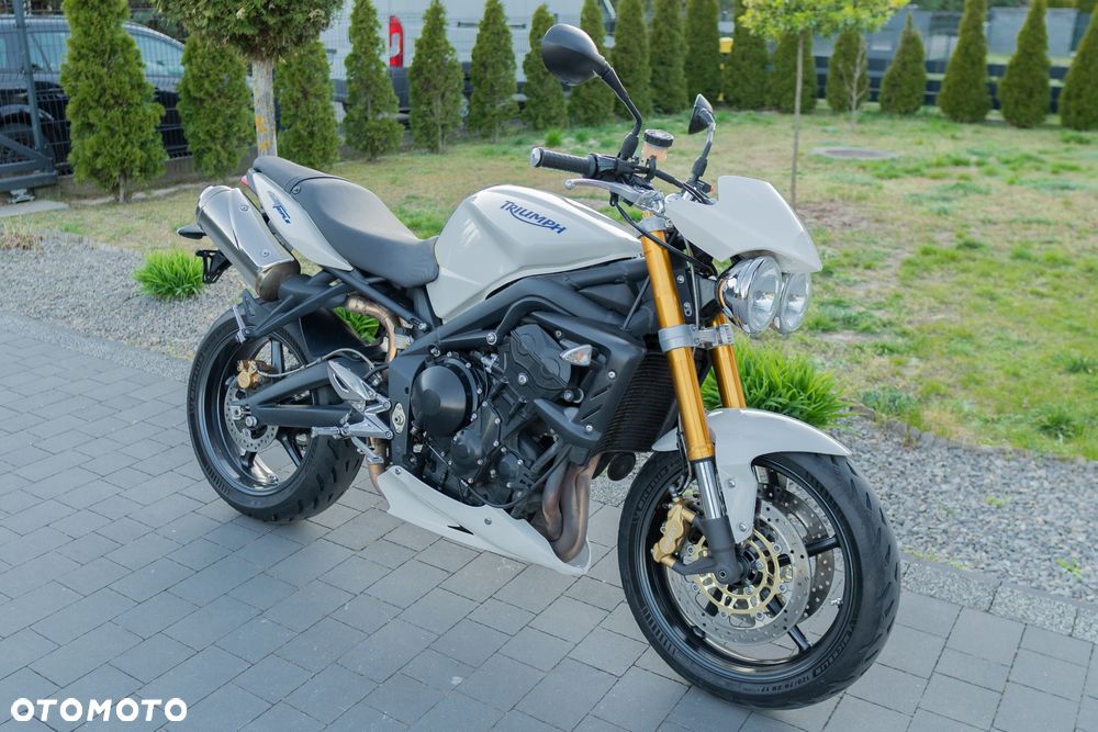 Triumph Street Triple - 2