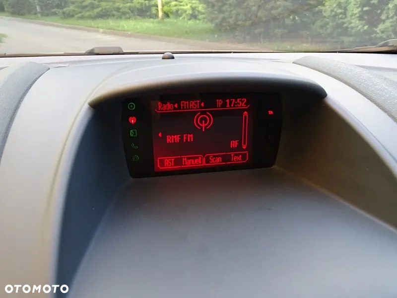 Ford Fiesta 1.25 Titanium X - 28