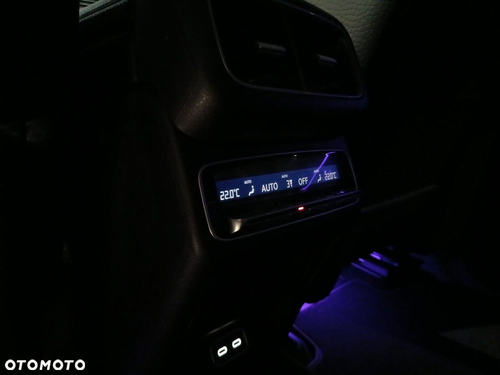 Mercedes-Benz GLE - 40