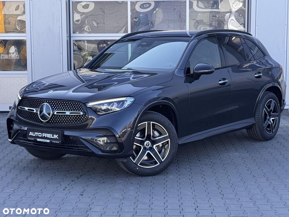 Mercedes-Benz GLC 200 4Matic 9G-TRONIC AMG Line Advanced - 3