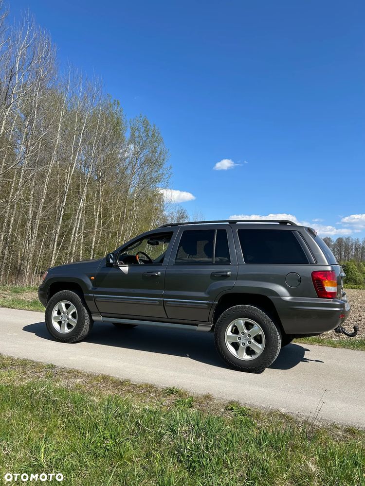Jeep Grand Cherokee - 4