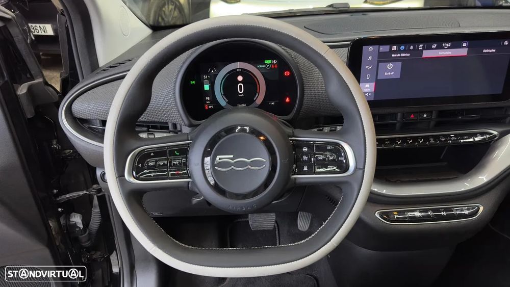 Fiat 500e La Prima - 22