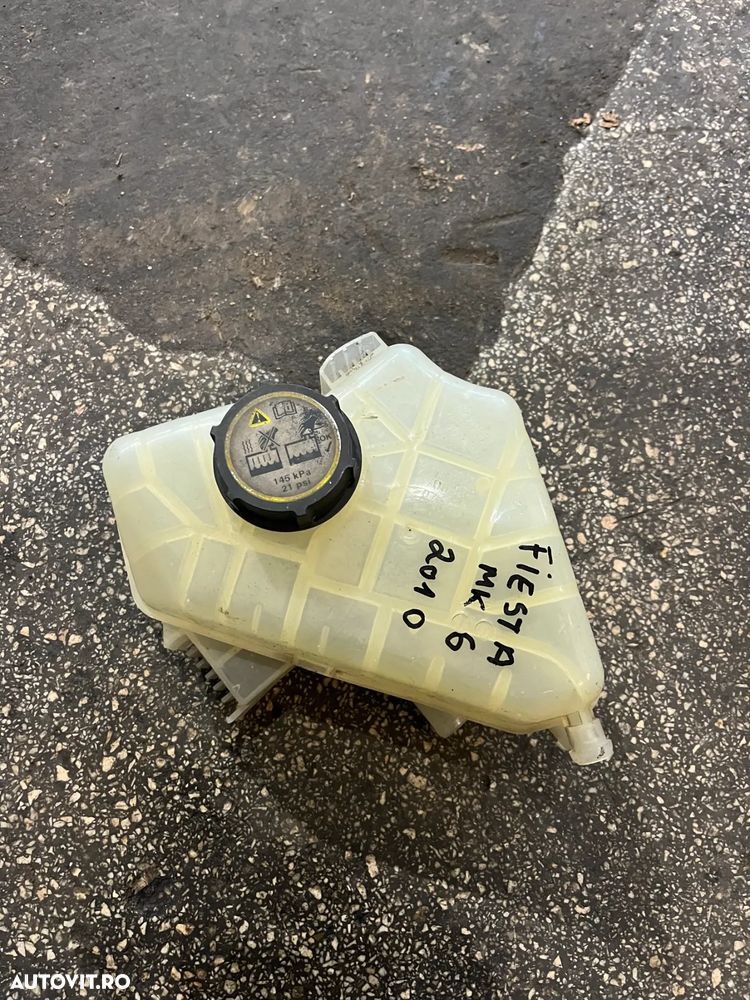 Vas expansiune antigel lichid racire Ford Fiesta MK6 benzina 2011 - 3