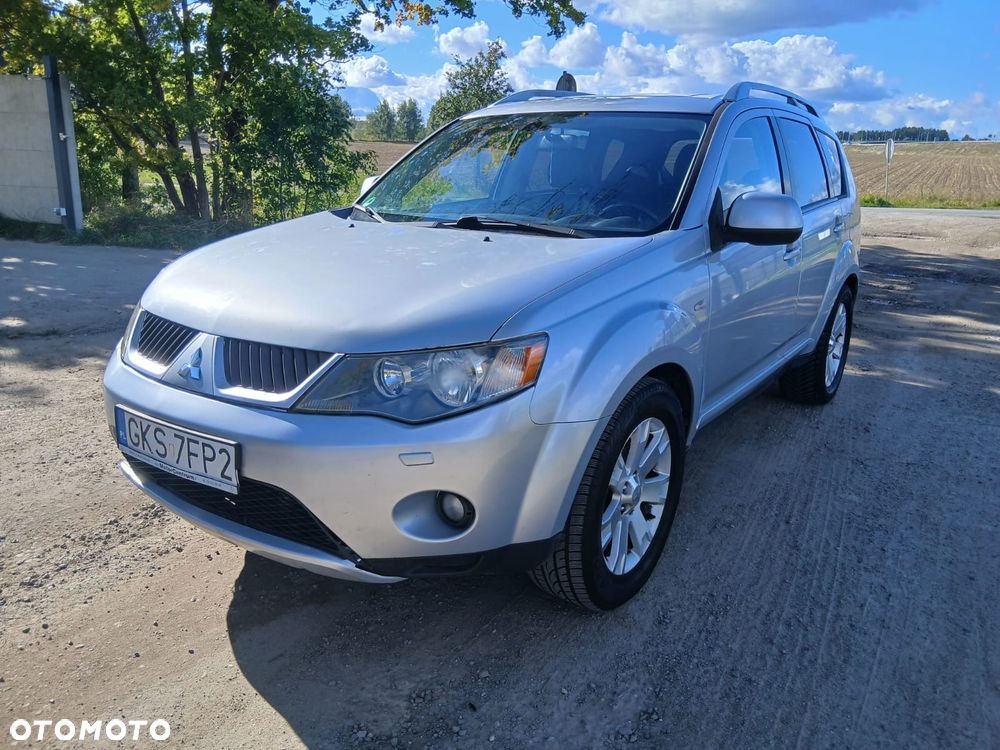 Mitsubishi Outlander 2.2 DID Intense + - 1