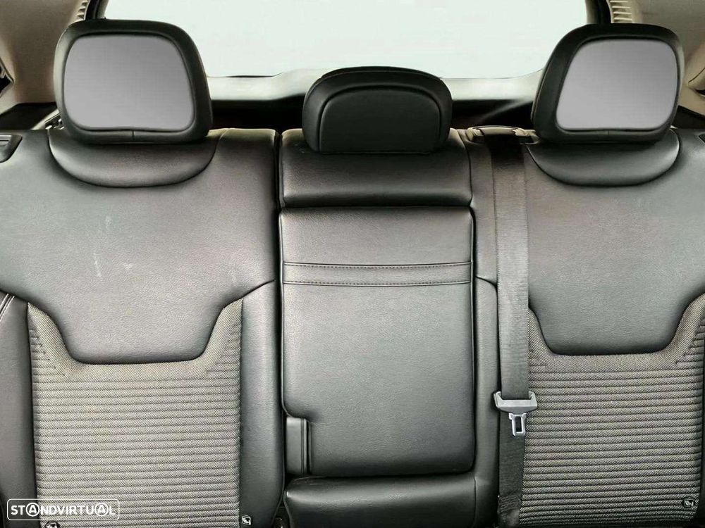 Jeep Compass 1.3 TG Limited - 17