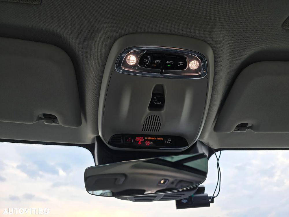 Volvo V60 D4 Momentum - 20