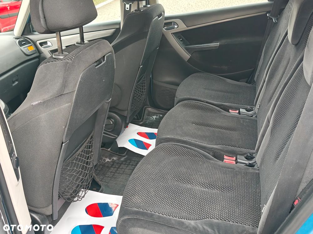 Citroën C4 Picasso - 11