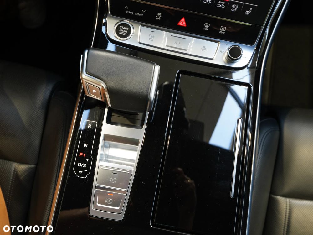 Audi A8 50 TDI mHEV Quattro Tiptr - 29