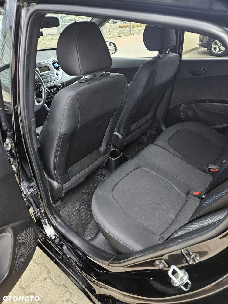 Hyundai i10 1.2 Premium - 11