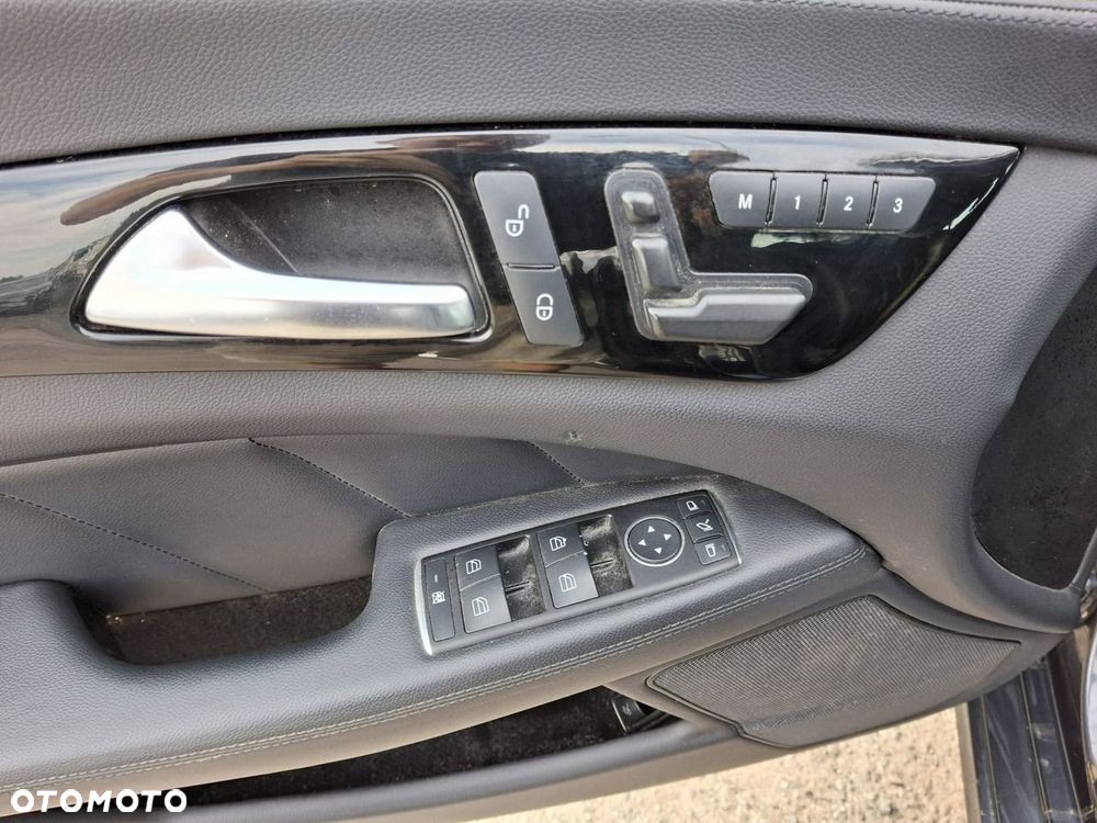 Mercedes-Benz CLS - 20