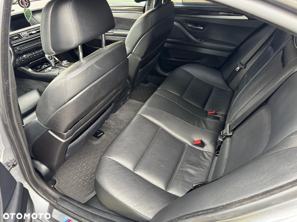 BMW Seria 5 530d - 29