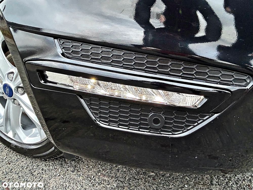 Ford S-Max 2.0 TDCi DPF Titanium - 11