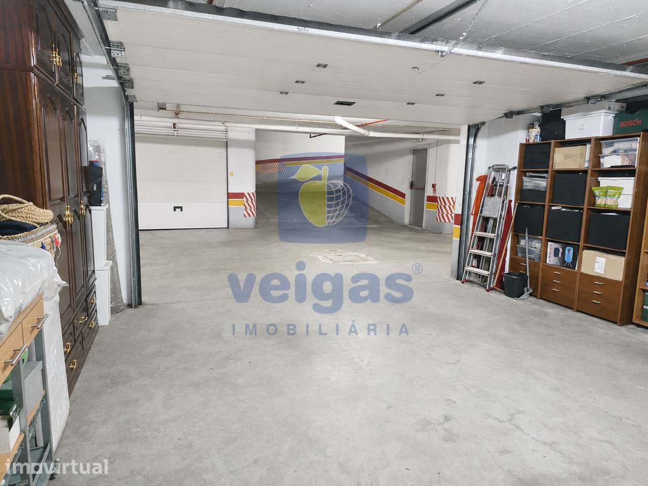 Apartamento T3, totalmente mobilado na prestigiada Urbanização Malvaro - Grande imagem: 3/52