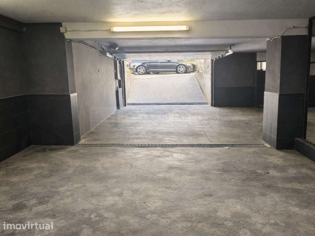 Armazém ou garagem no centro da cidade - Grande imagem: 5/14