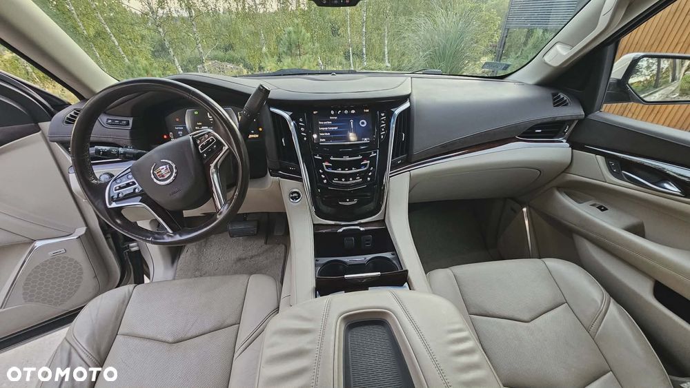 Cadillac Escalade ESV 6.2 V8 AWD AT Platinum - 7