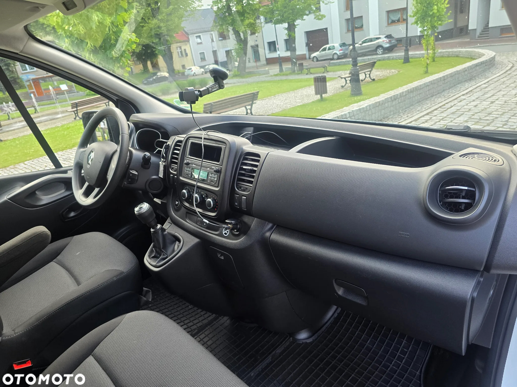 Renault Trafic - 14