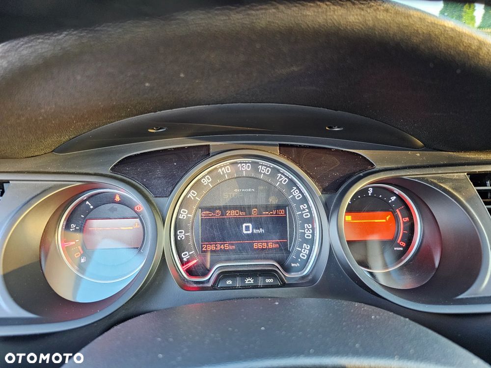 Citroën C5 2.0 HDi Exclusive - 17