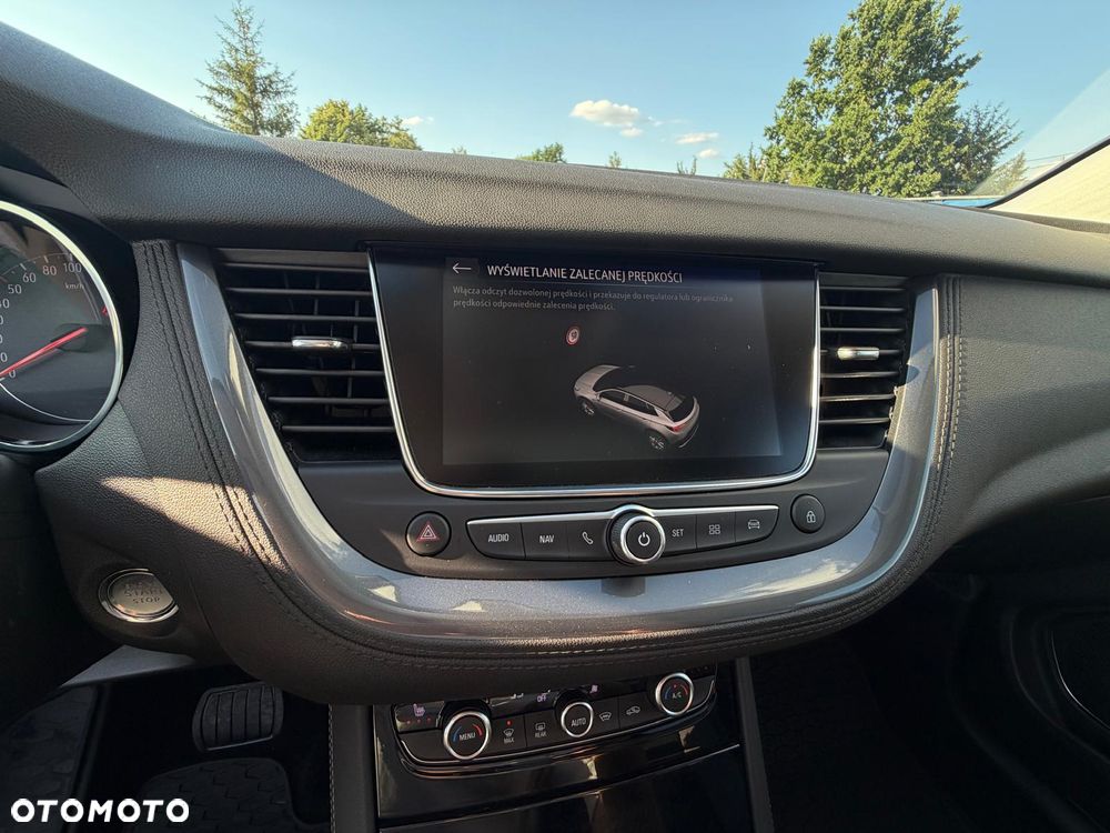Opel Grandland X 2.0 D Start/Stop Automatik Design Line - 36