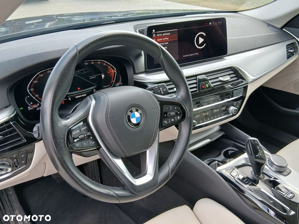 BMW Seria 5 - 17