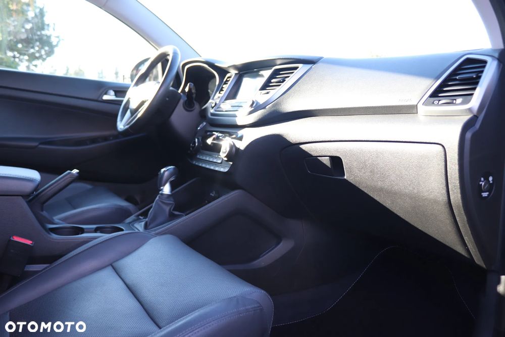 Hyundai Tucson 1.6 GDi 2WD Premium - 25