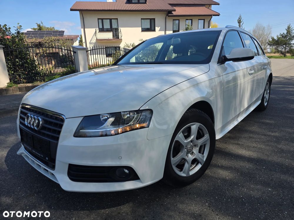 Audi A4 Avant 2.0 TDI DPF multitronic Attraction - 2