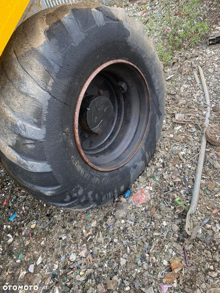 Thwaites 9000Ton - 9