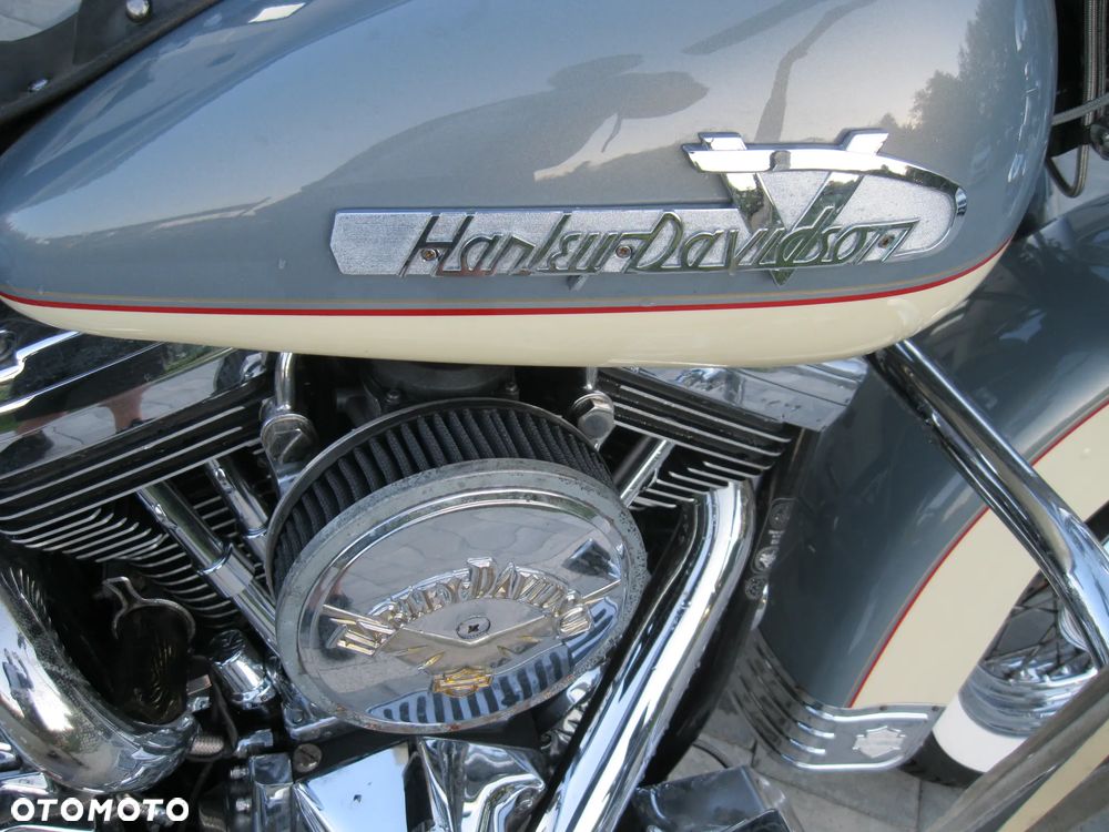 Harley-Davidson Softail Heritage Classic - 17
