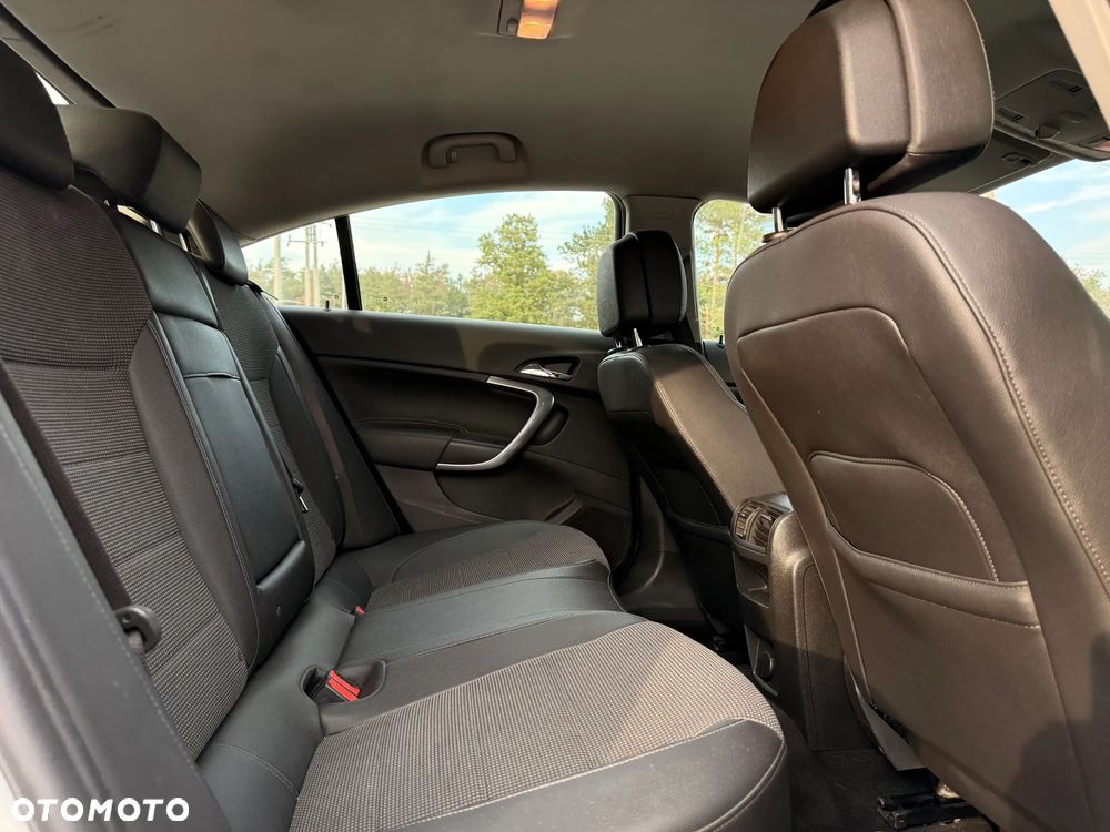 Opel Insignia - 18