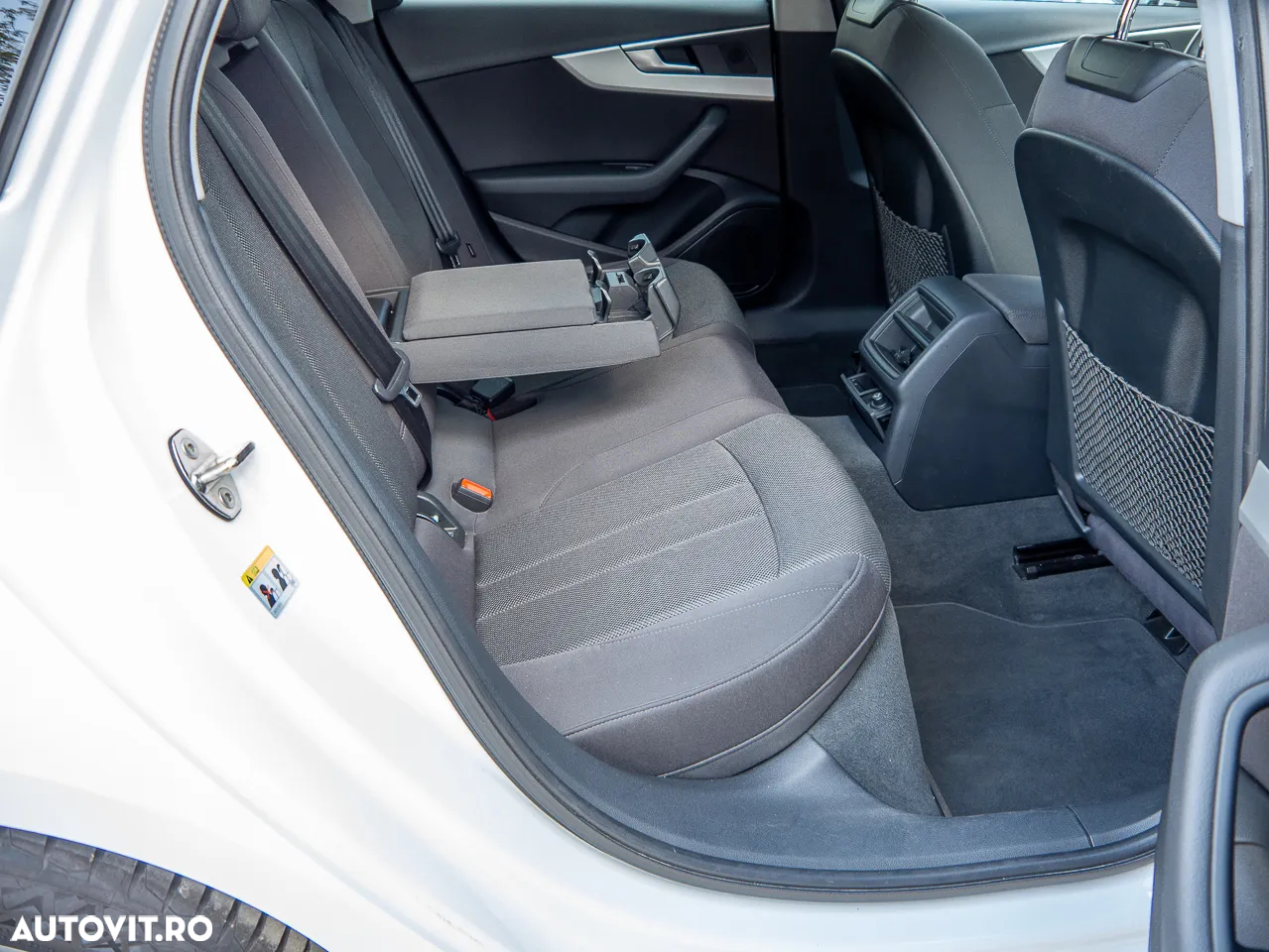 Audi A4 Avant 2.0 TDI quattro Stronic - 5
