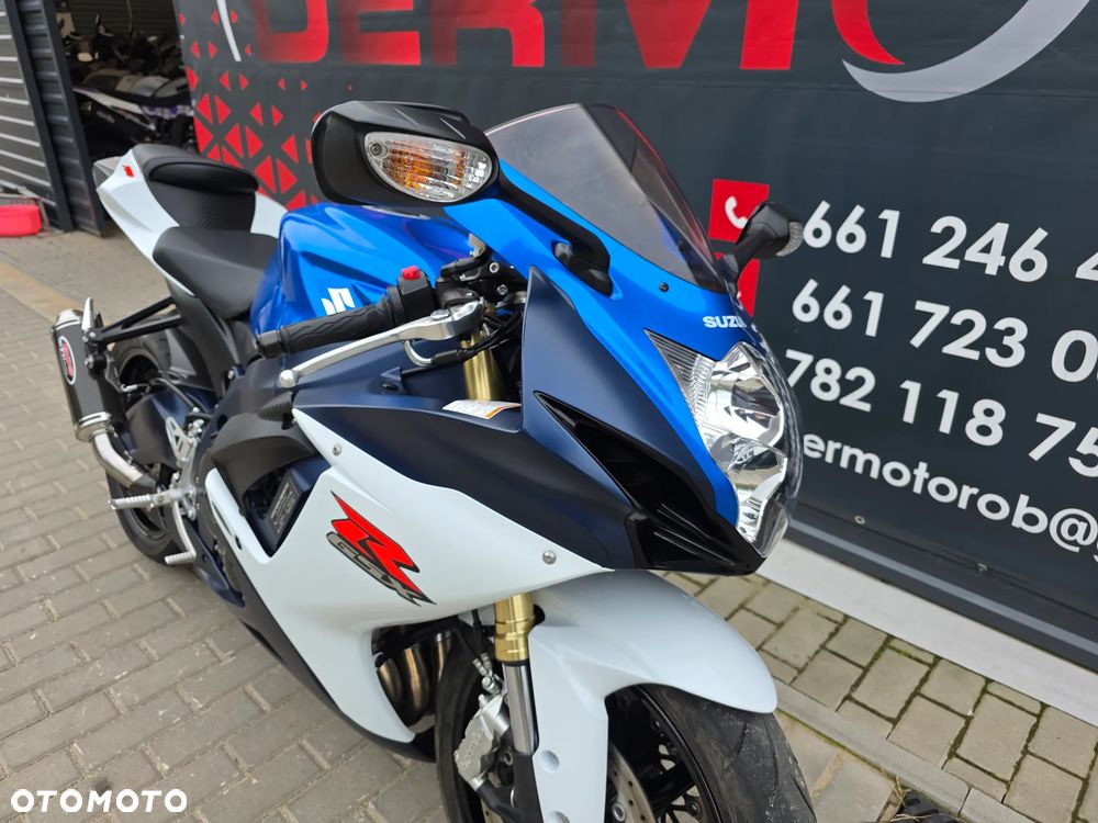 Suzuki GSX-R - 32