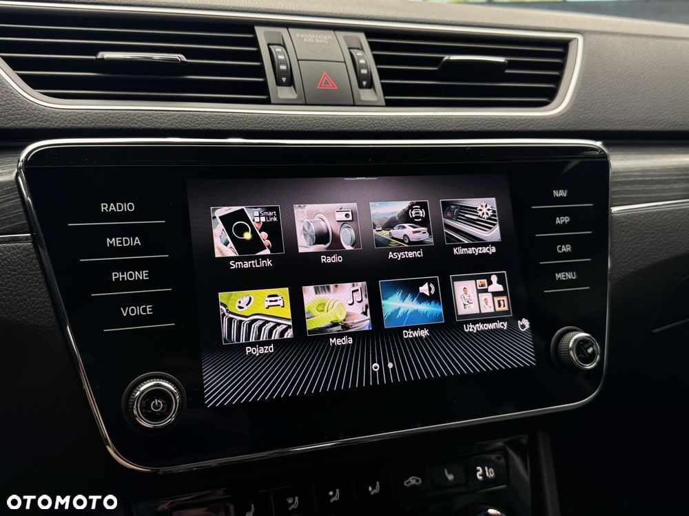 Skoda Superb 2.0 TDI SCR Style DSG - 31
