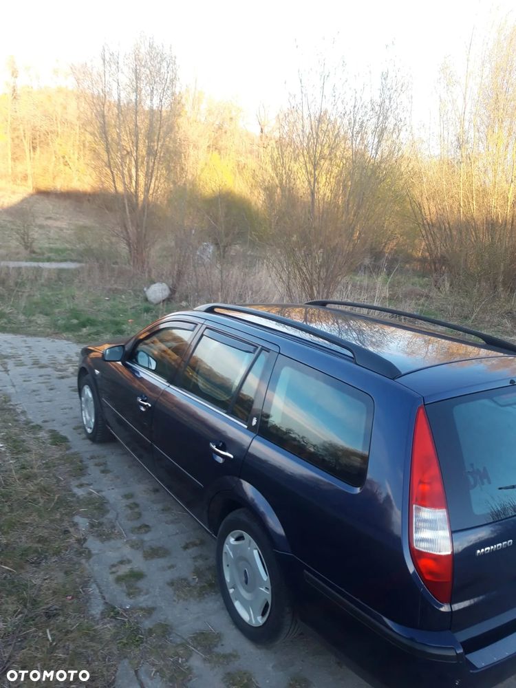 Ford Mondeo 1.8 Ghia - 3