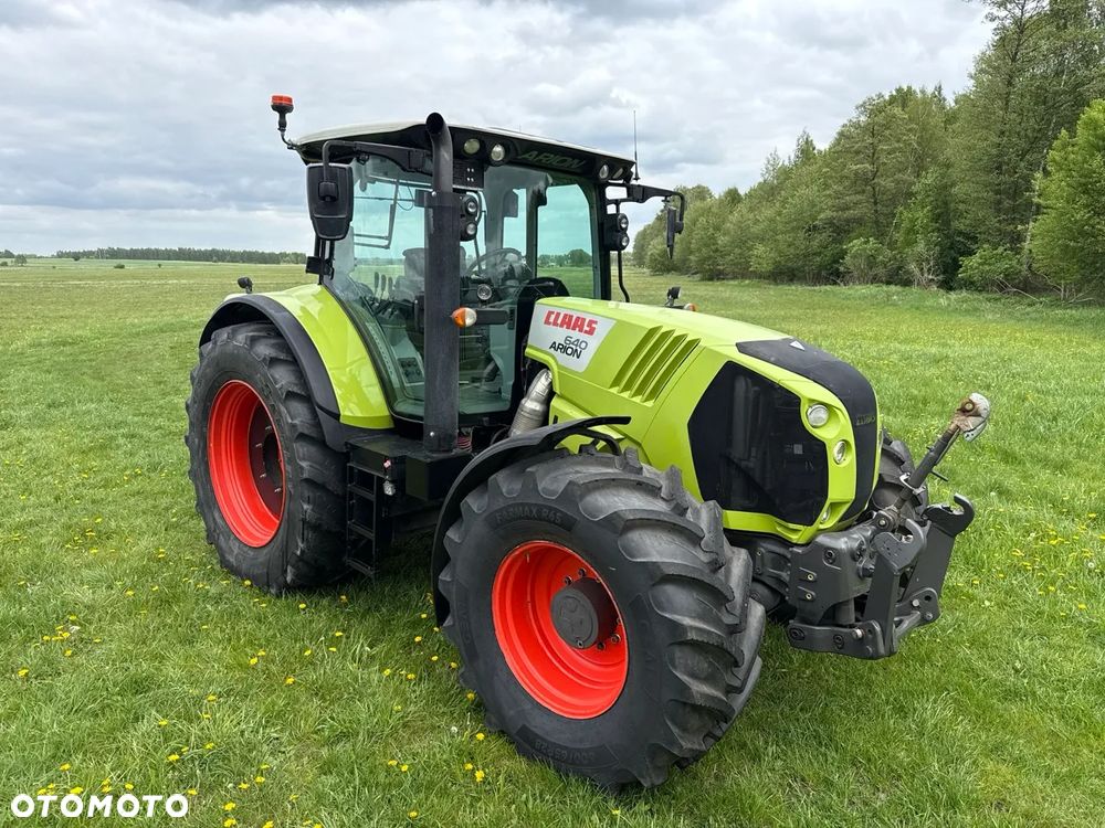 Claas ARION 640 - 4