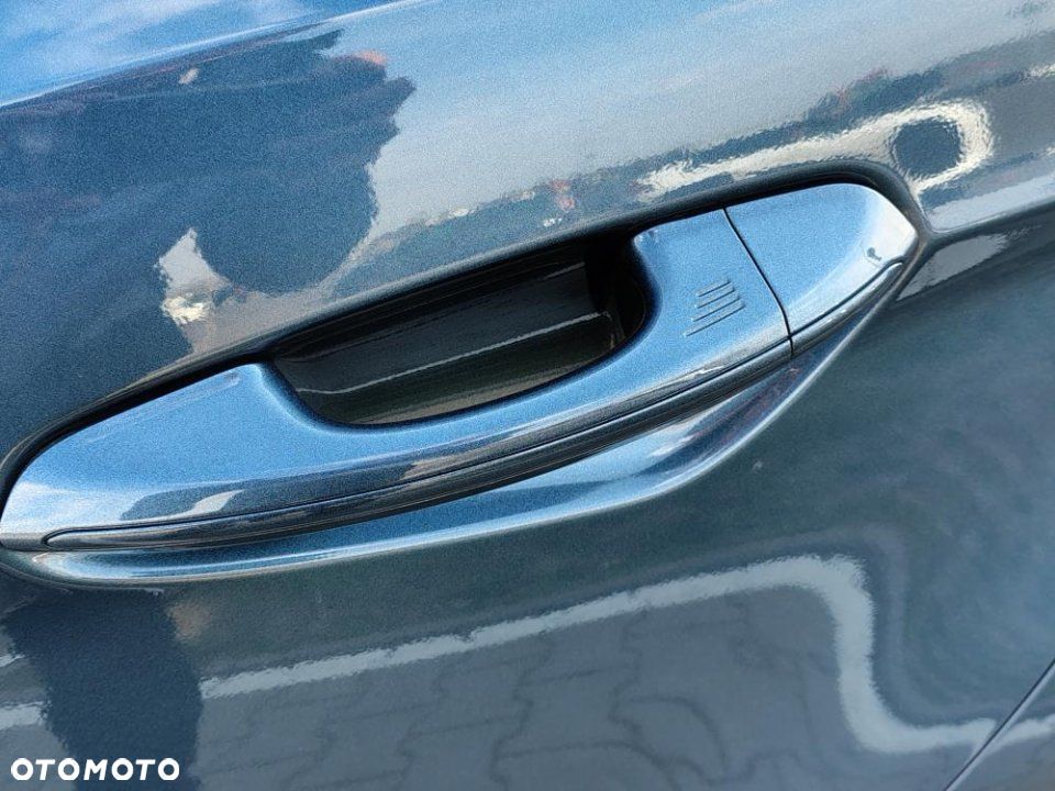 Ford S-Max - 13