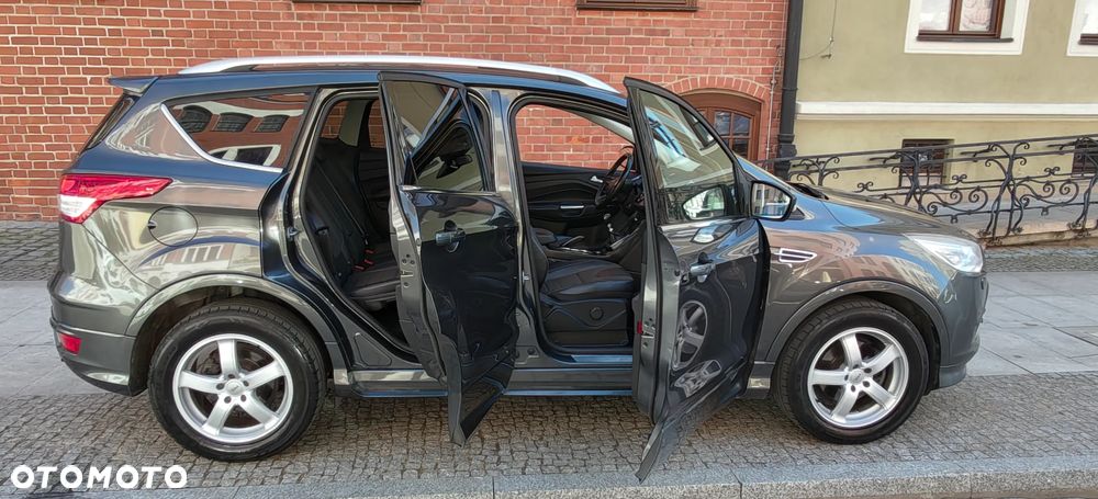 Ford Kuga 1.6 EcoBoost 2x4 Individual - 17