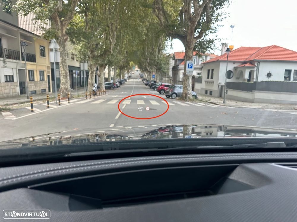 Mercedes-Benz E 220 d AMG — fotografia 15