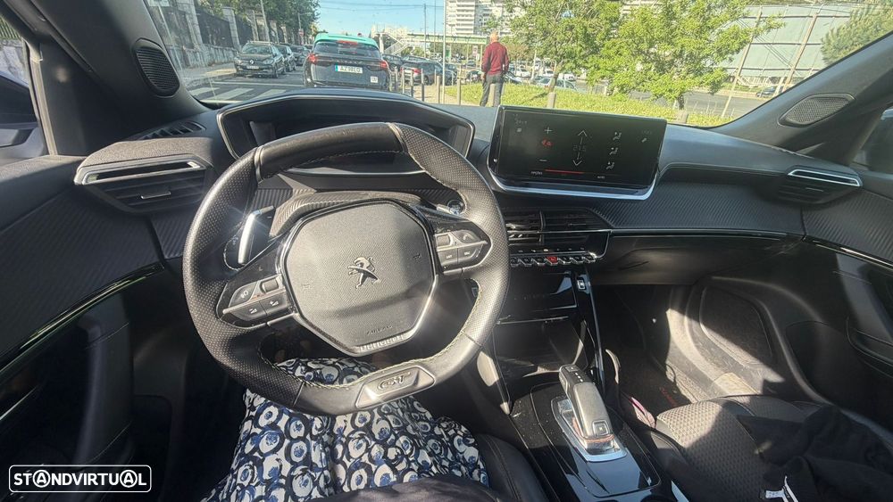 Peugeot 2008 1.2 PureTech GT - 1