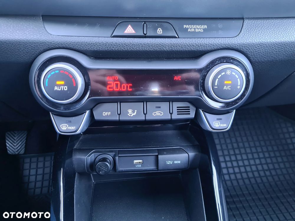 Kia Stonic 1.0 T-GDI MHEV M - 19