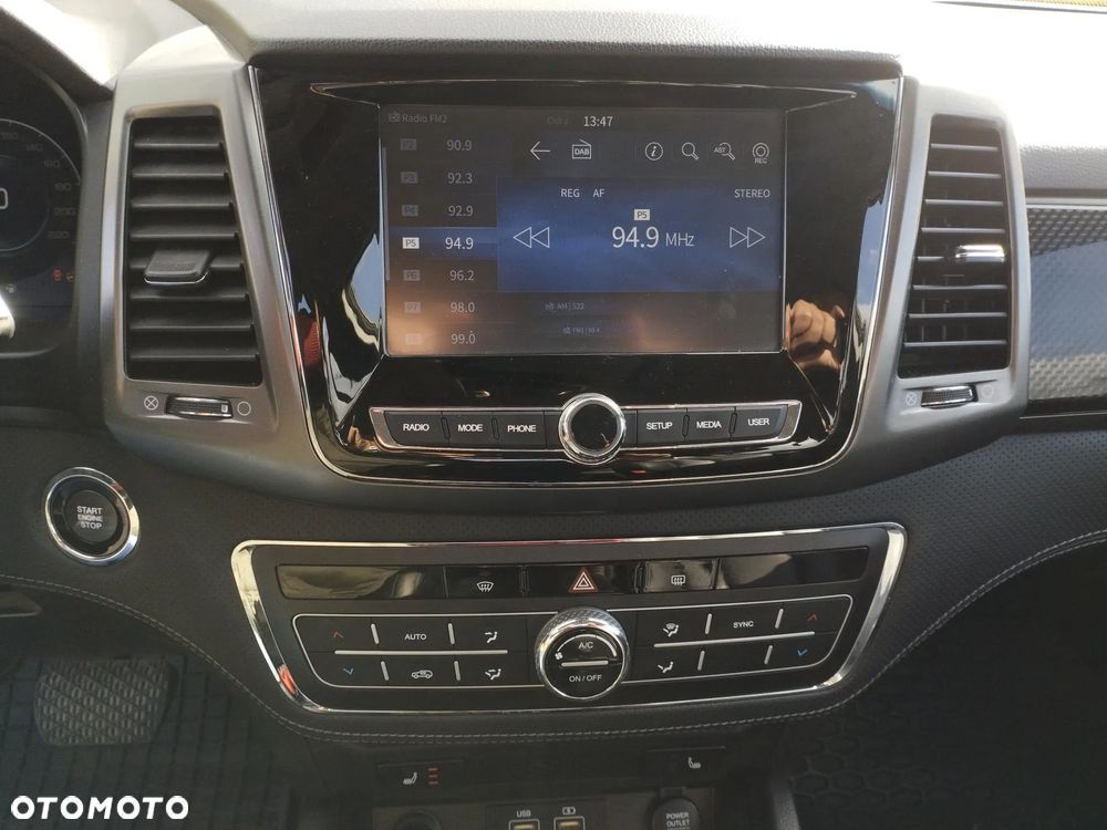 SsangYong/KGM Musso Grand 2.2 e-XDi Quartz 4WD - 20