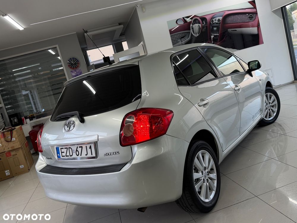 Toyota Auris 1.6 VVT-i Prestige MM - 36