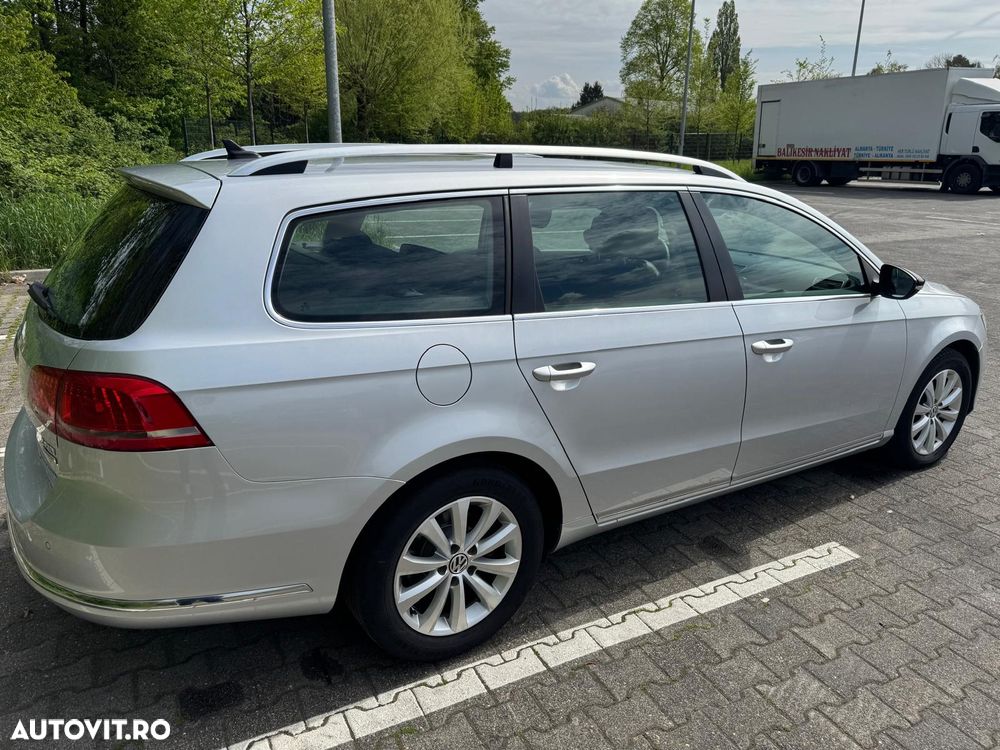 Volkswagen Passat 2.0 TDI BlueMotion Technology DSG Trendline - 14
