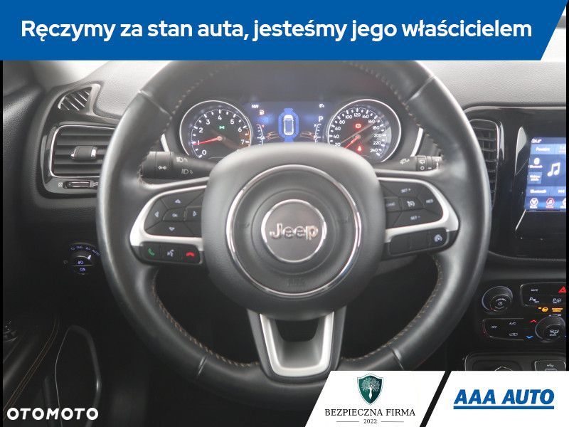 Jeep Compass - 16