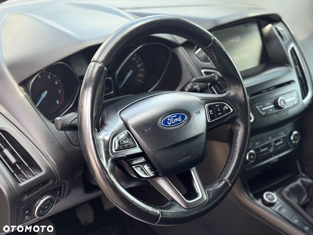 Ford Focus - 14